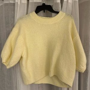 Yellow short sleeve sweater Zara top